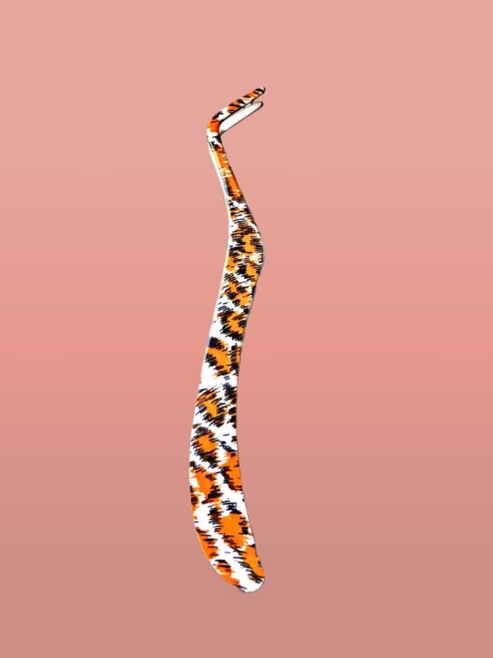 Your Cheetah Lash Applicator - Image 1